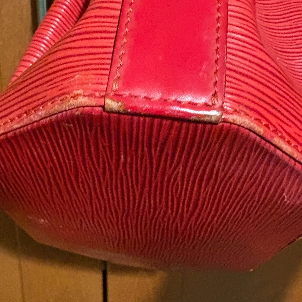 LOUIS VUITTON Epi Sac Depaule GM Shoulder Bag Red M80207 LV Auth 131025 - Picture 13 of 16